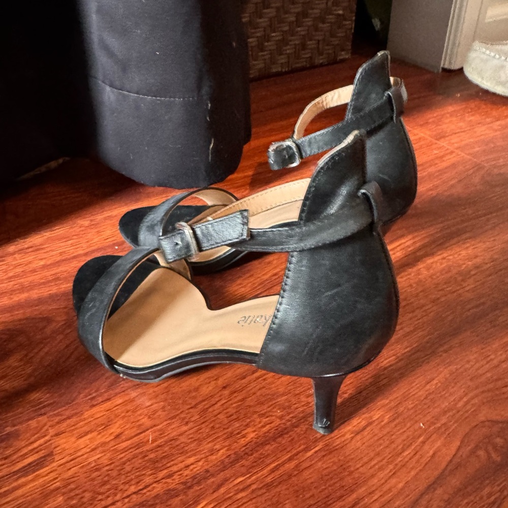 NEW- Kelly & Katie Black Open-Toe Ankle-Strap Heels - Picture 3 of 6